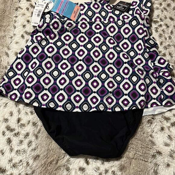 Swim Solutions Women's Jewels Printed Tiered Tummy Control One-Piece Swimsuit - Picture 11 of 13